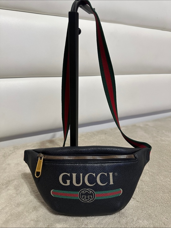 Gucci Handbags - Gucci Black Leather Logo Belt/Crossbody Bag with Sherry Line